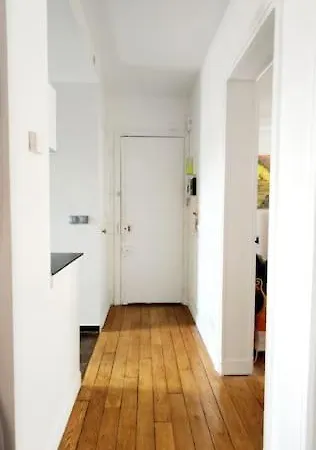 Apartment Charming Nest In Paris-pont Cardinet *