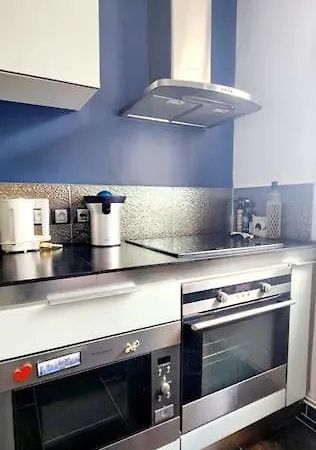 Charming Nest In Paris-pont Cardinet Apartment Paris