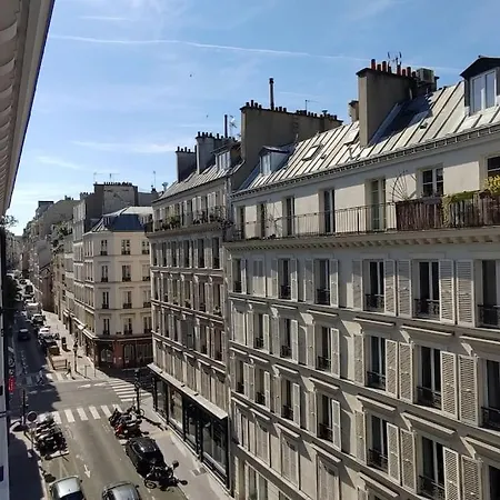 Charming Nest In Paris-pont Cardinet *